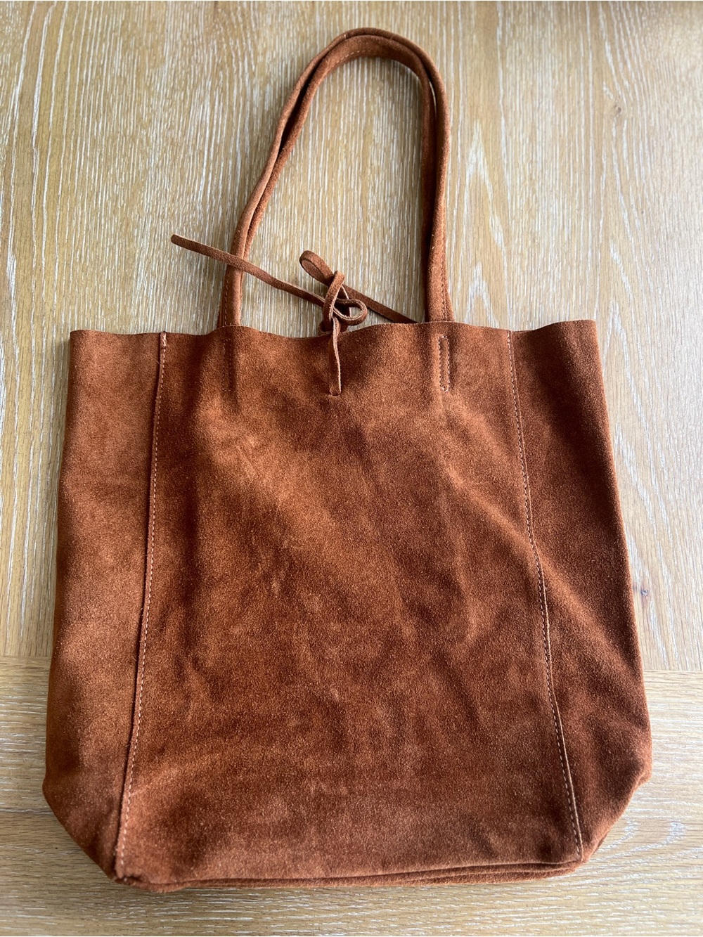 Suede shopper